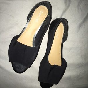 Calvin Klein open toed flat sandals